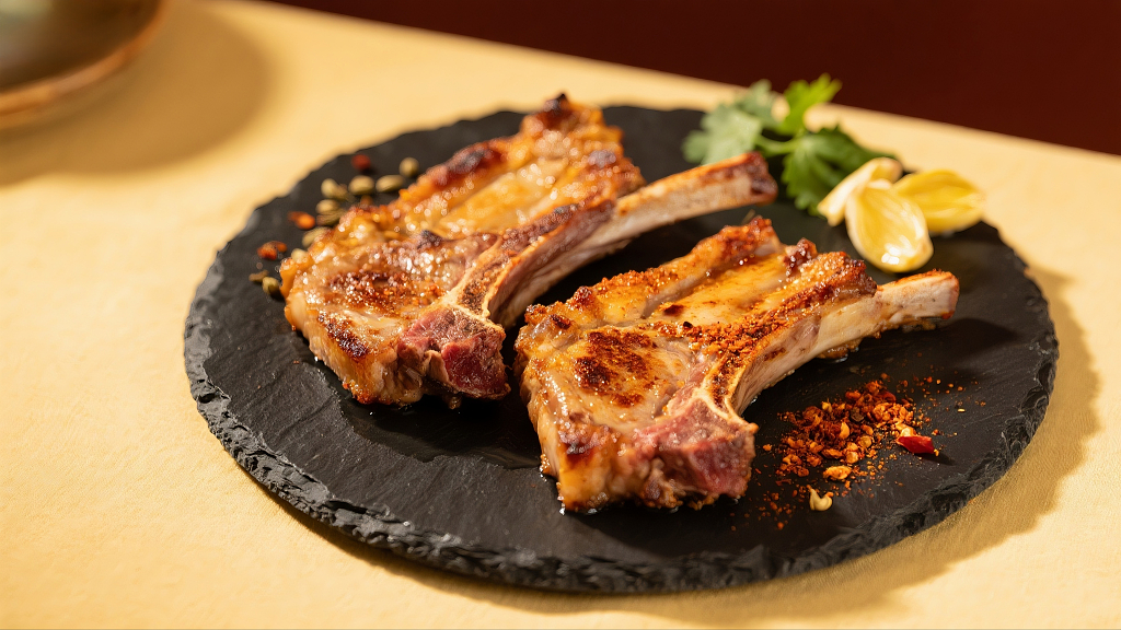 烤羊排碳烤羊排西餐羊排宴席羊排年夜饭羊排菜单美食美味餐饮