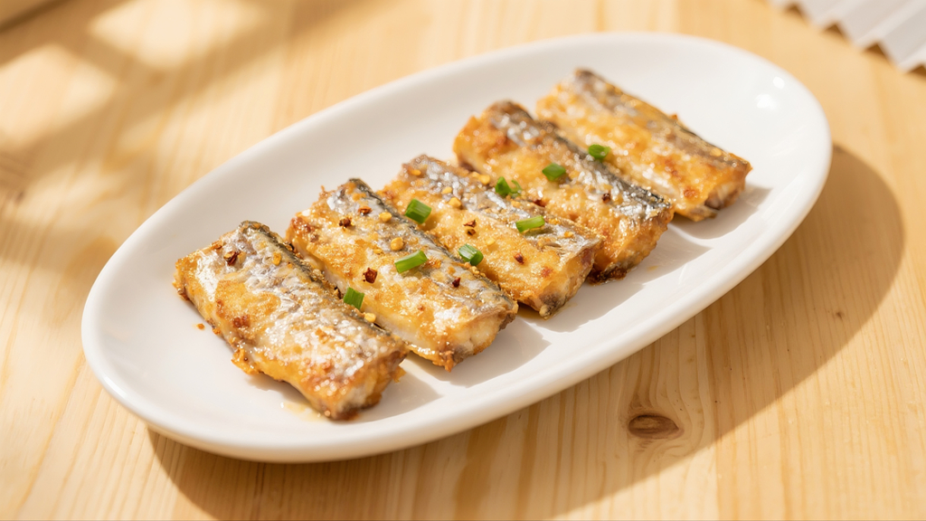 香煎带鱼中餐煎鱼家常菜煎鱼宴席年夜饭菜单图片美食美味餐饮