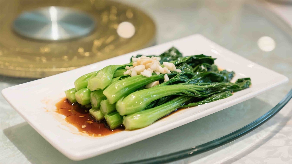 一盘美味的白灼菜心美食美味蔬菜绿叶菜