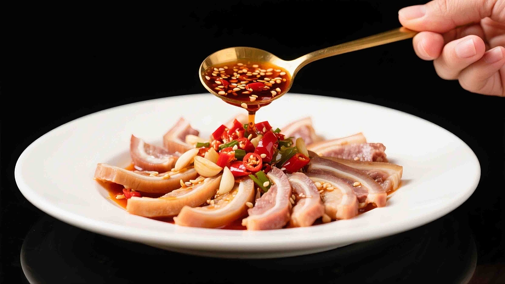 一盘美味的凉拌猪耳朵