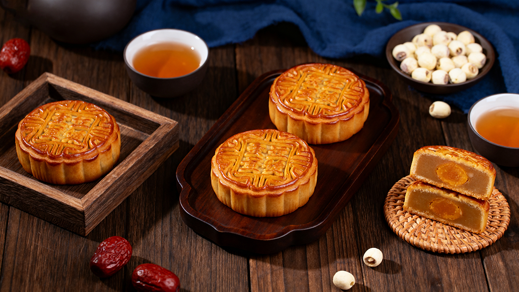 中秋月饼月饼美食摄影商业摄影