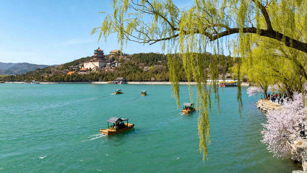 昆明湖水景摄影航拍视角