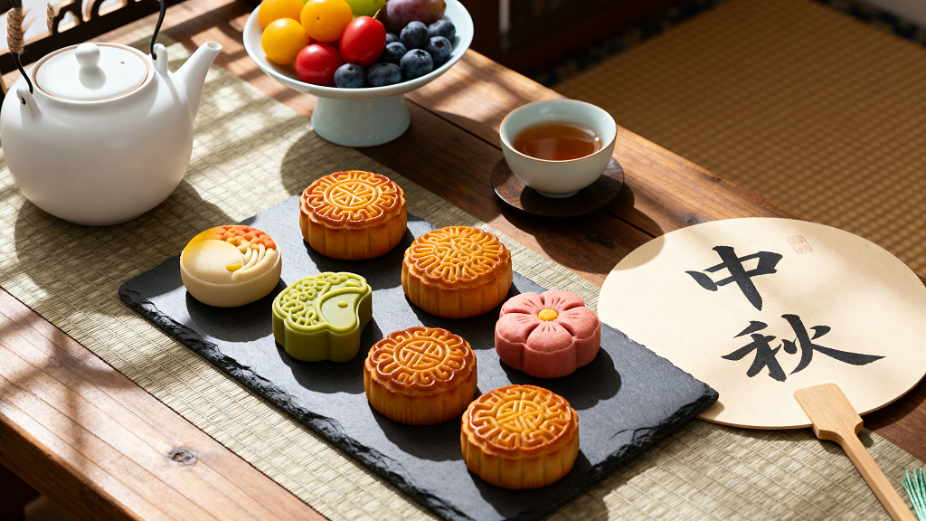 中秋茶点静物摄影平拍角度
