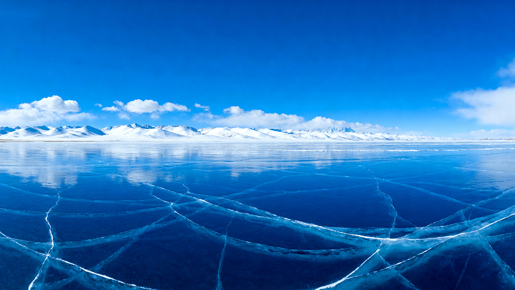 冬季冰封湖泊冰湖