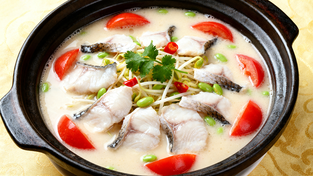 酸汤鱼片海鲜美味美食