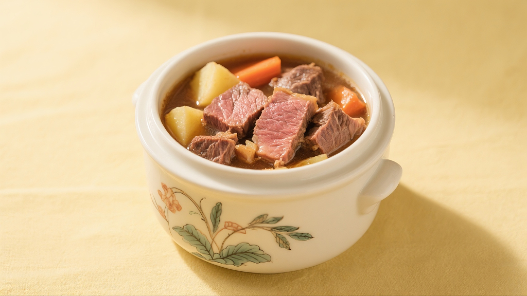 罐焖牛肉牛肉罐焖美食美味